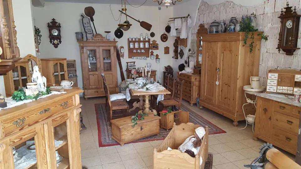 Einblick in den Antikladen Antik Mitwitz (7)