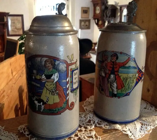 Sammler-Krüge bei Antik Mitwitz
