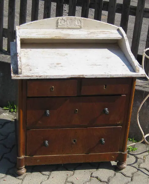 Nussbaum furniert um 1890 (Ko_Gr 035) – Antik Mitwitz