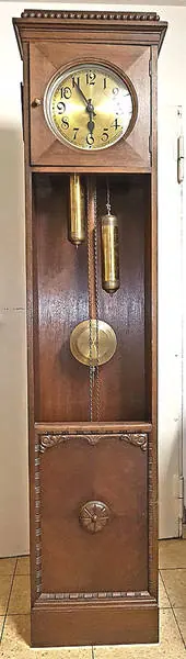 Standuhr um 1920 (St_Uhr 004) – Antik Mitwitz