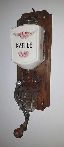 Max Rösler Kaffeemühle um 1920 (Wa_Kaf Roe 006) – Antik Mitwitz