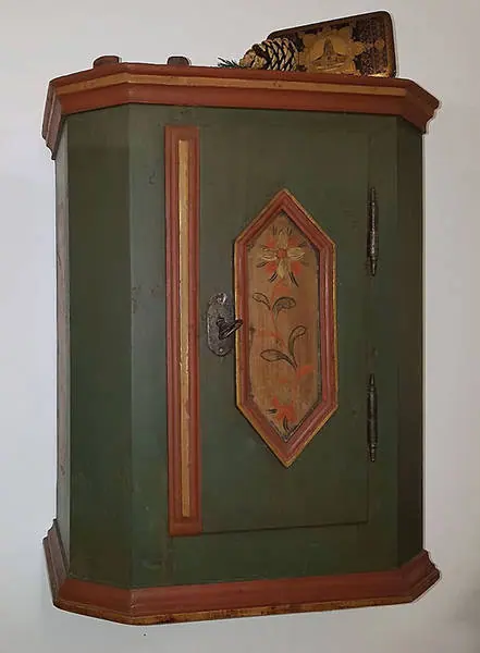 Barock-Kastl bemalt um 1790 (WanSchr_Bar 003) – Antik Mitwitz